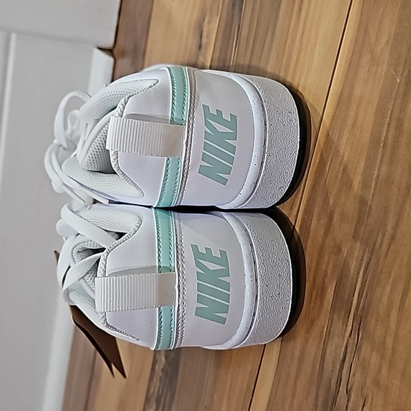 Nike Court Borough Low Recraft (Big Kid) 6.5y / 8w - new - Picture 6 of 8